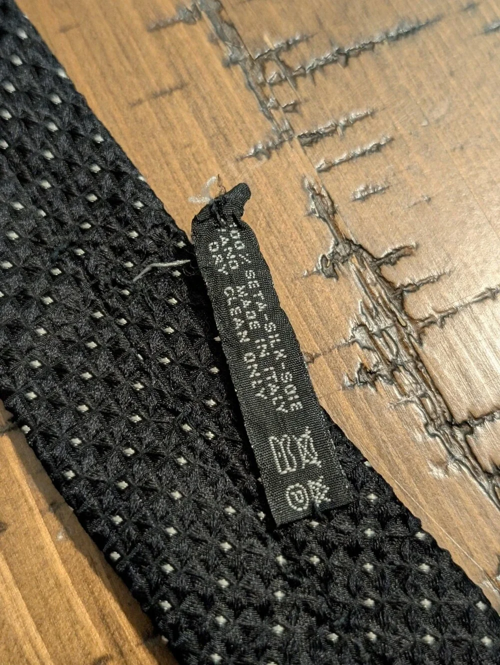 Brioni 100% silk
